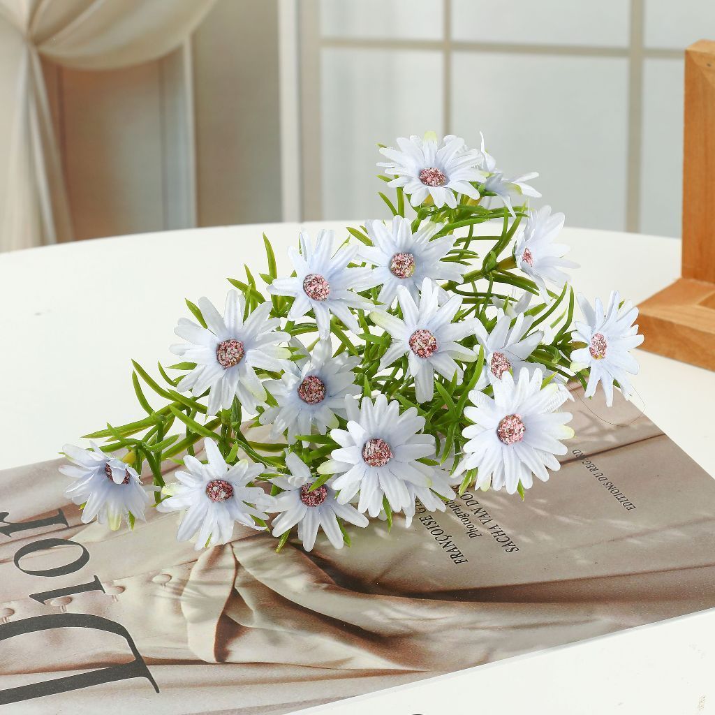 Set Bunga Aesthetic Termasuk  Plastic Vas Bunga Hias Rumah  Artificial Flowers Hampers Kado Murah