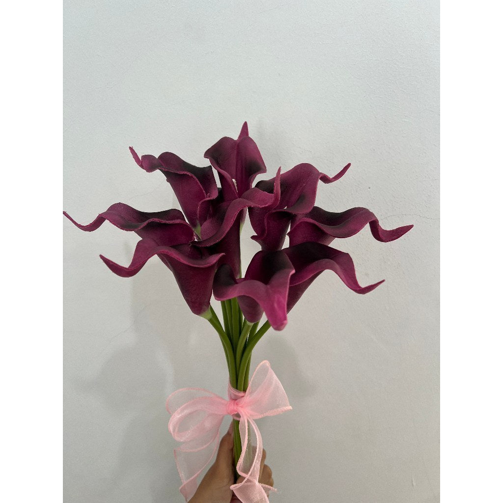 Buket Bunga Calla Lily PU Artifisial dengan Pita 10 Tangkai, Bunga Hias Cantik Berkualitas, Cocok untuk Hadiah & Dekorasi Rumah